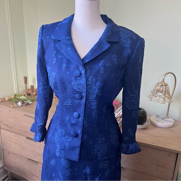 JESSICA HOWARD Vintage Blue Brocade Floral Ruffle Suit Jacket & Skirt Set Sz S-M - Picture 5 of 16